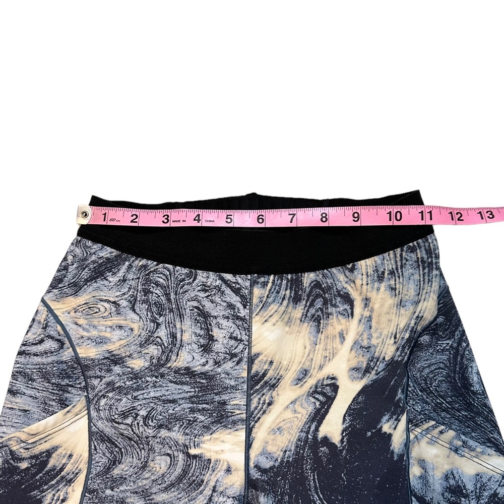 Lululemon | Esker Short *lululemon lab in Lava Print Blue Denim Multi Size 4 - Picture 11 of 14